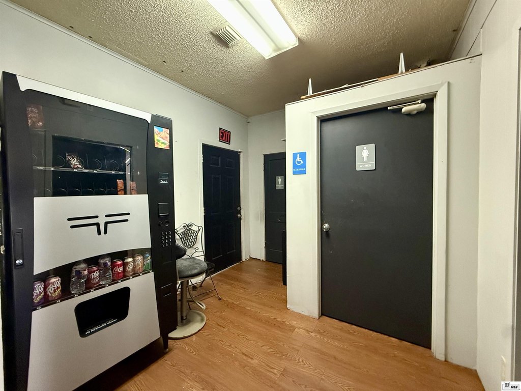 Picture 19