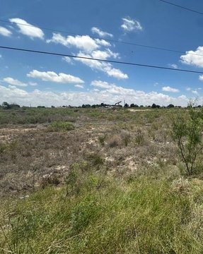 8.65 Acres Corner Lot Land