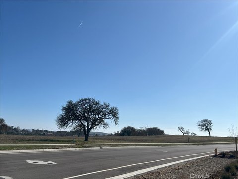 Paso Robles Commercial C-3 Land