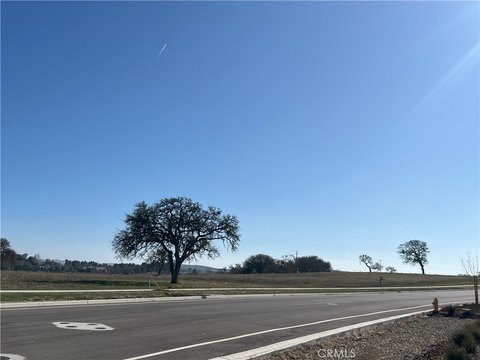 Paso Robles Commercial C-3 Land