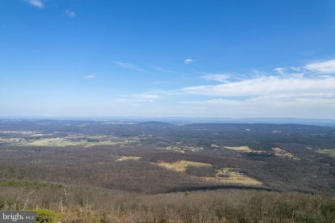 20-Acre Land in Winchester, VA