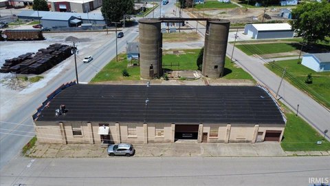 Industrial Flex Building with Loading Dock