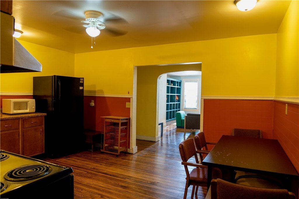 Picture 7
