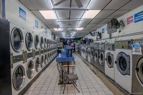 Established Laundromat on Guy R Brewer