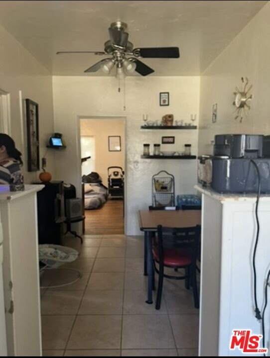 Picture 4