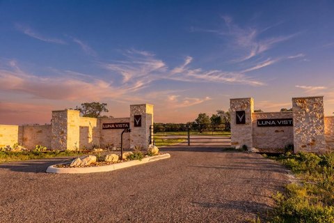 Kerrville Land with Unparalleled Views