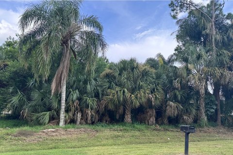 Land & Docks, Port St. Lucie, FL