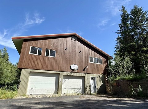 Duplex with Heated Two-Car Garage