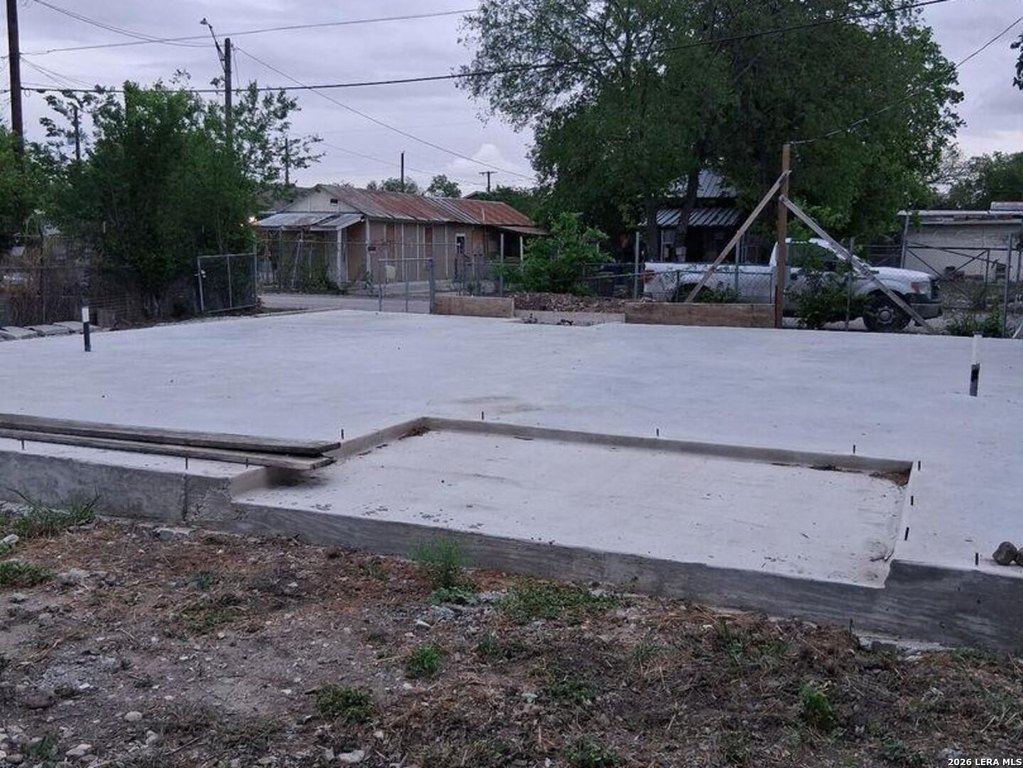 Picture 3