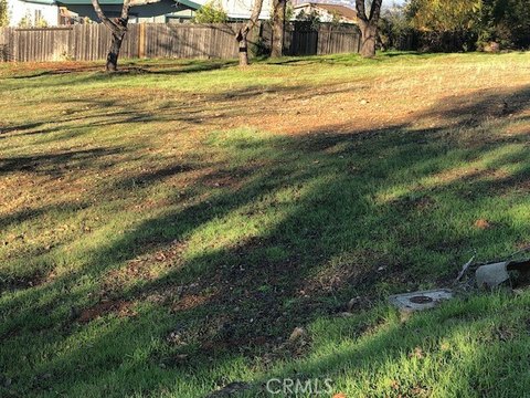 Residential Lot in Kelseyville Riviera
