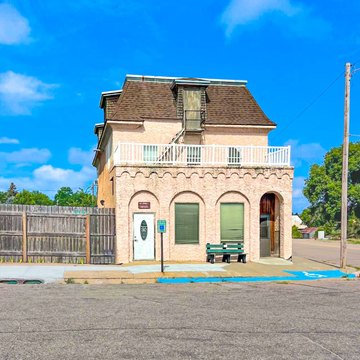Historic Hotel and Restaurant