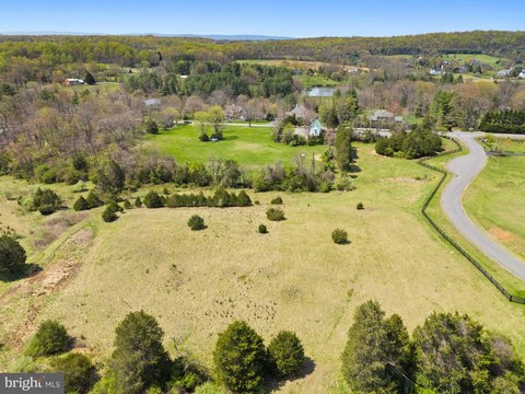 Leesburg Estate Lot Opportunity