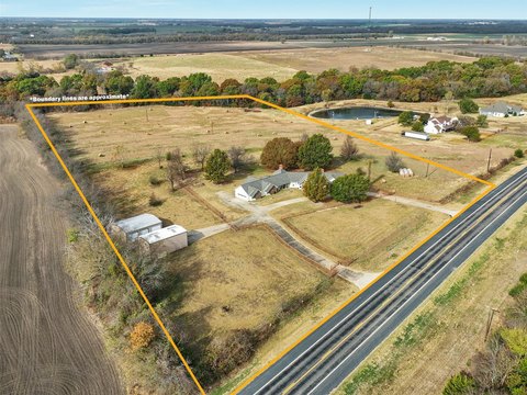 High-Visibility Agricultural Land Tract