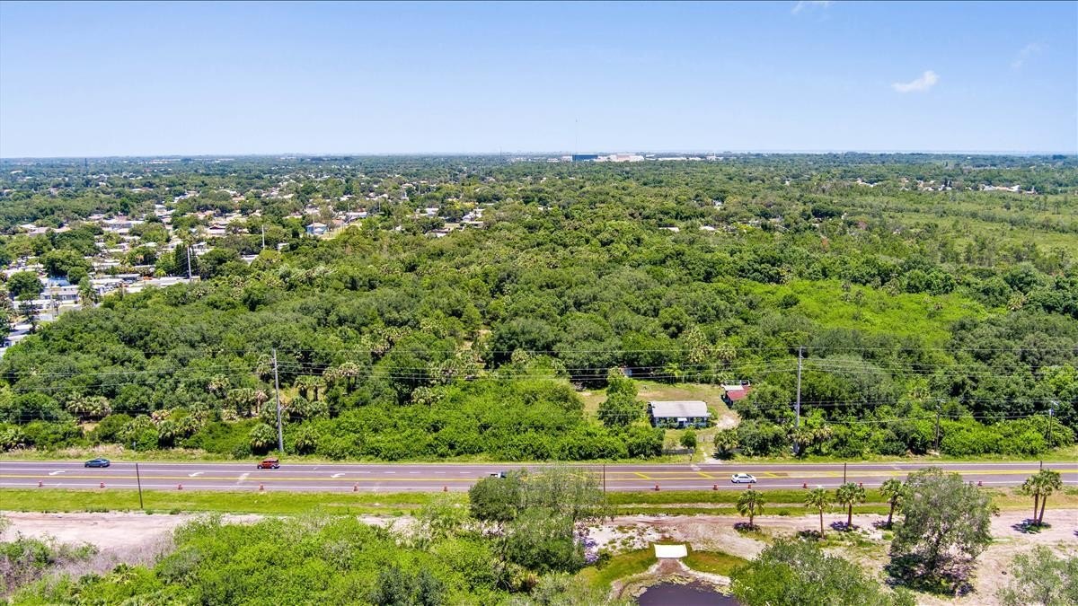 Malabar Land: Estate Opportunity