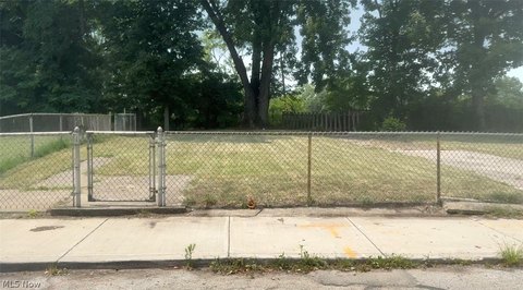 LAND - Cleveland, OH