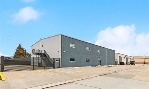 Chalmette Commercial Property For Sale