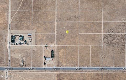 2.5 Acres Land in Lancaster