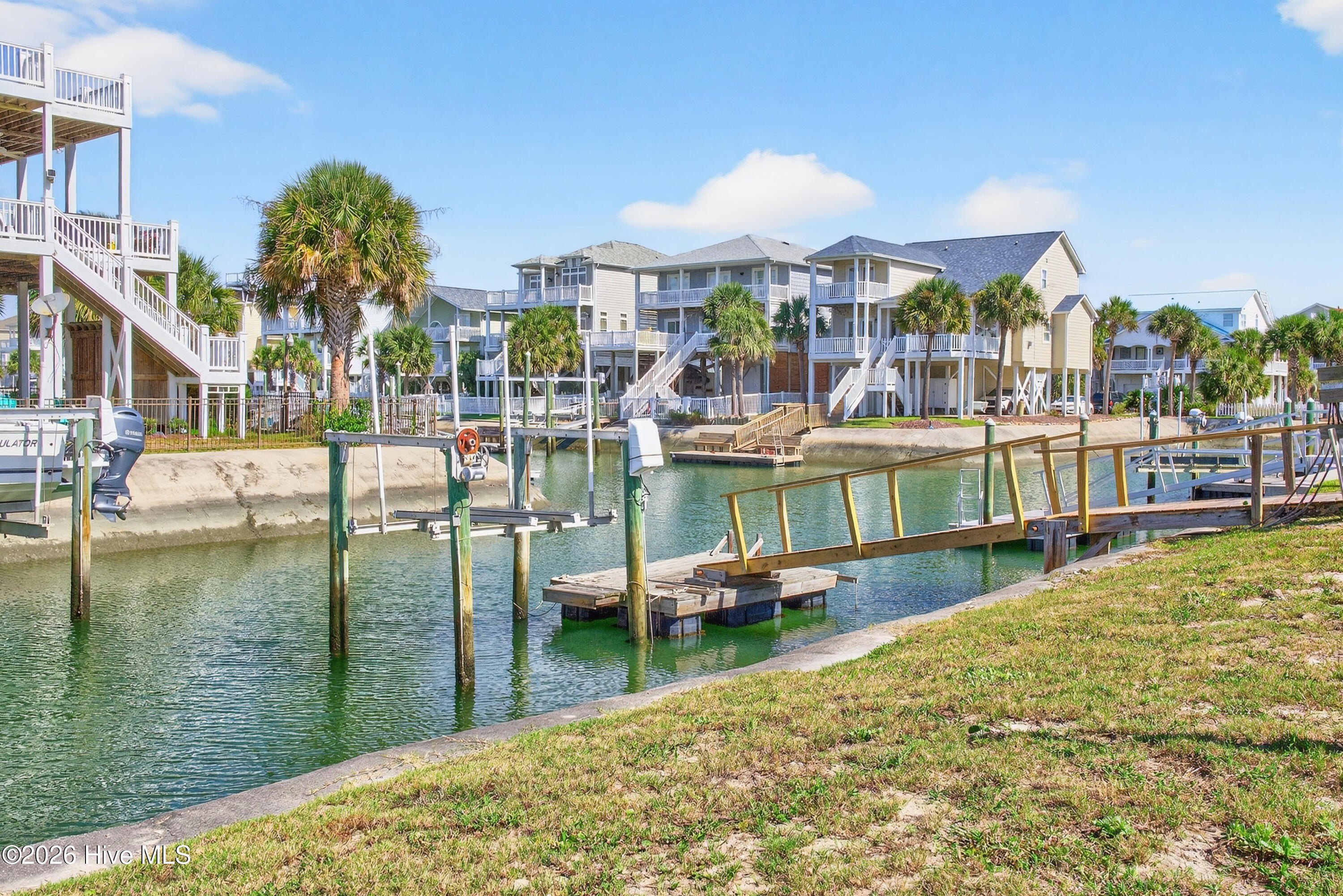 Waterfront Land on ICW Canal