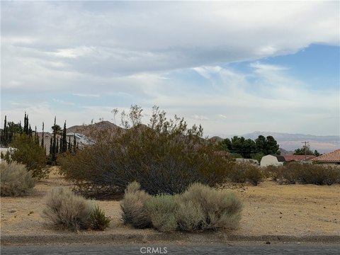 Land, Apple Valley, CA