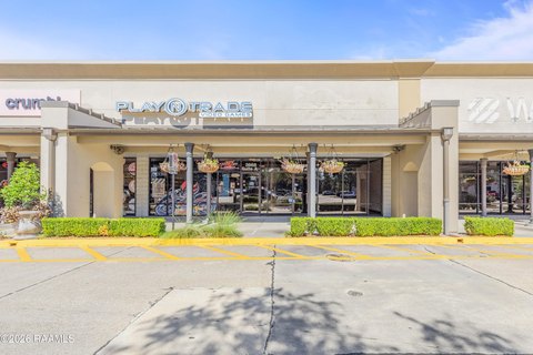 Shopping Center Retail Suite
