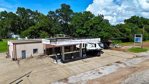 Versatile Commercial Property in Poynor
