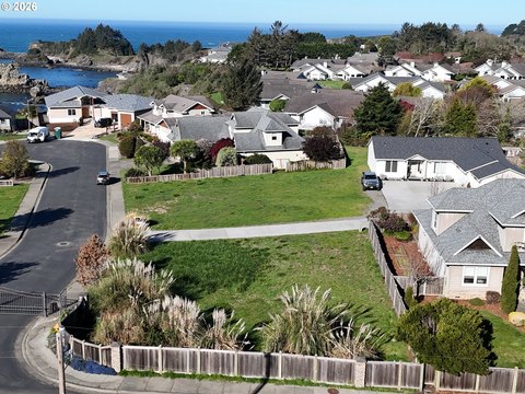 Oceanfront Lot in Gated Subdivision