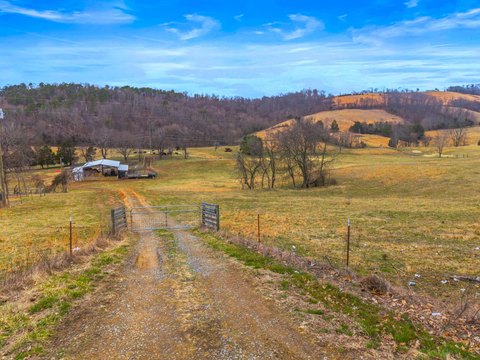 Prime Farmland with Barn