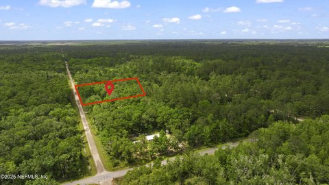 Spacious Wooded Lot in Hastings