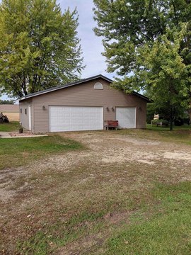 Land, Bernard, IA