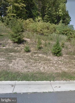 Residential Land in Laurel Ridge