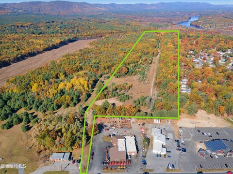 Commercial Land with Public Utilities