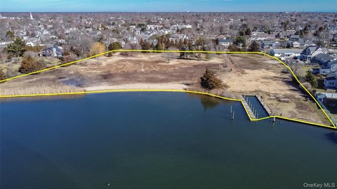 Waterfront Property on Carll's River