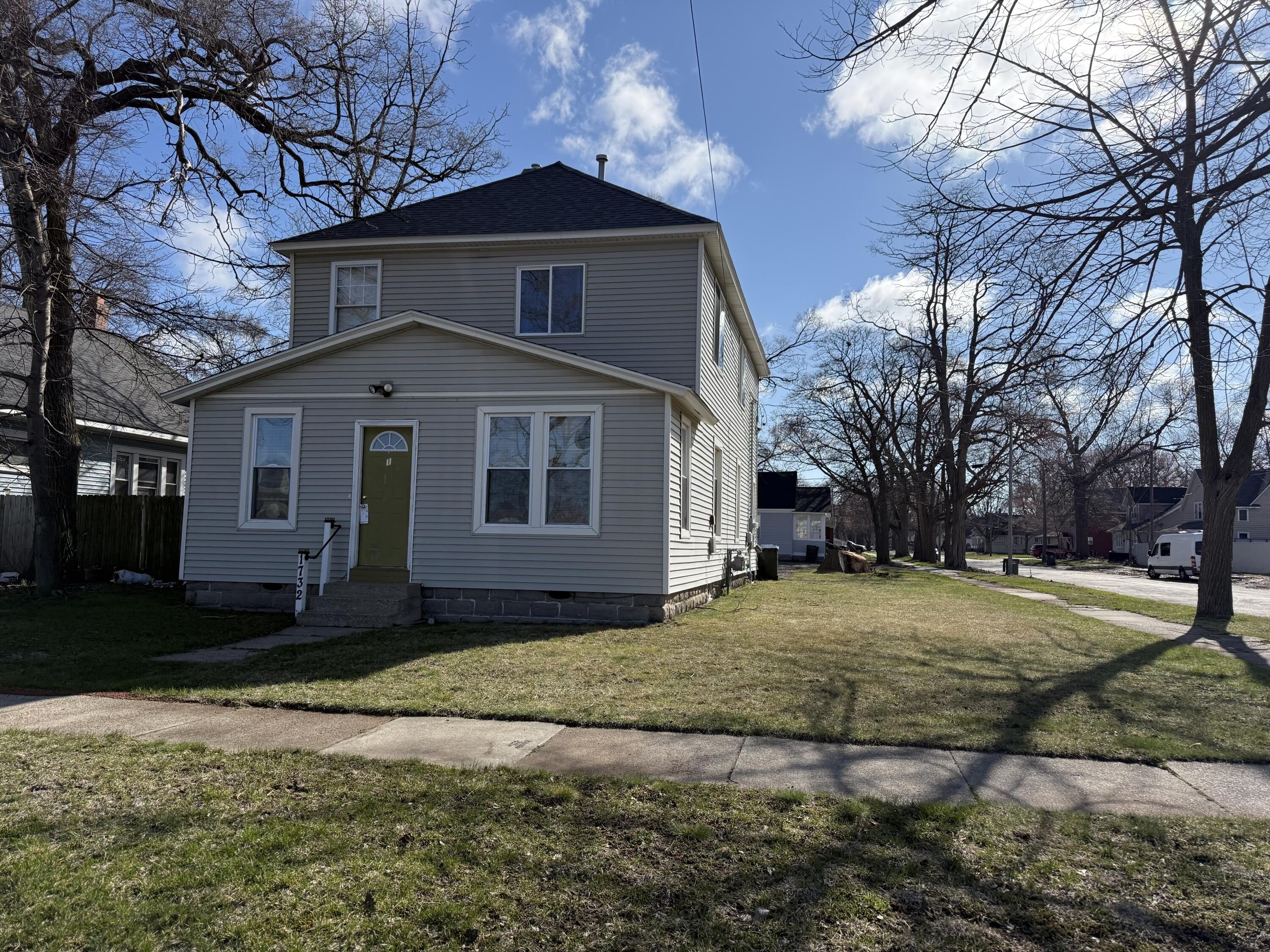 Muskegon Two-Unit Multifamily Property