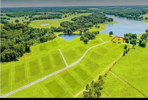 Dade City Lakefront Acre Lot