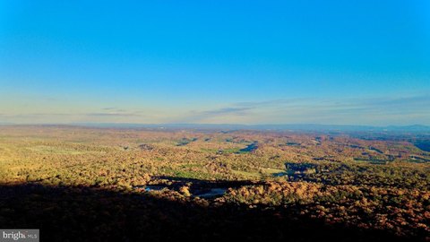 Secluded Buildable Lot in Winchester