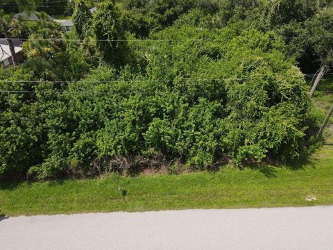 Residential Land in Rotonda West