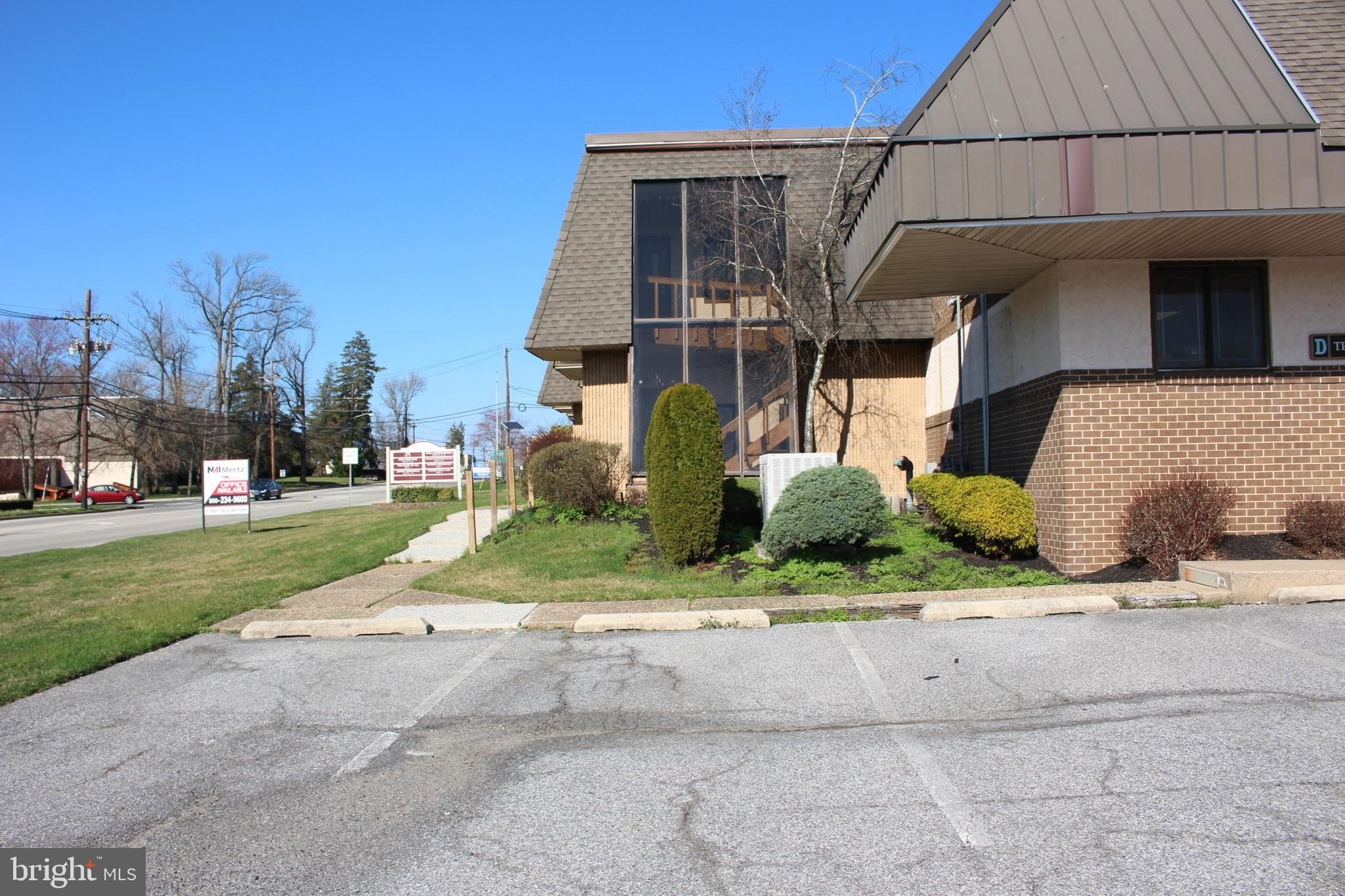 CHERRY HILL Office For Sale