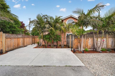 Updated Duplex With Spacious Backyard