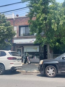 Prime Astoria Commercial Space Available