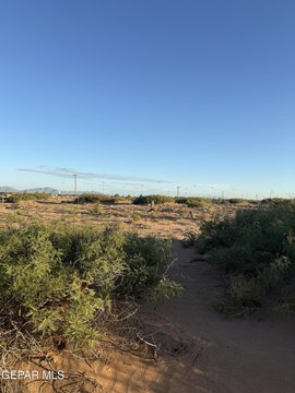 Land, El Paso, TX