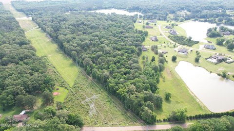Land, Clinton, MS