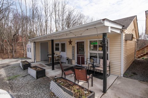 Established Pizzeria with Creamery & Home