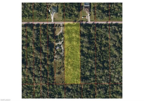 Residential Land in Naples, FL