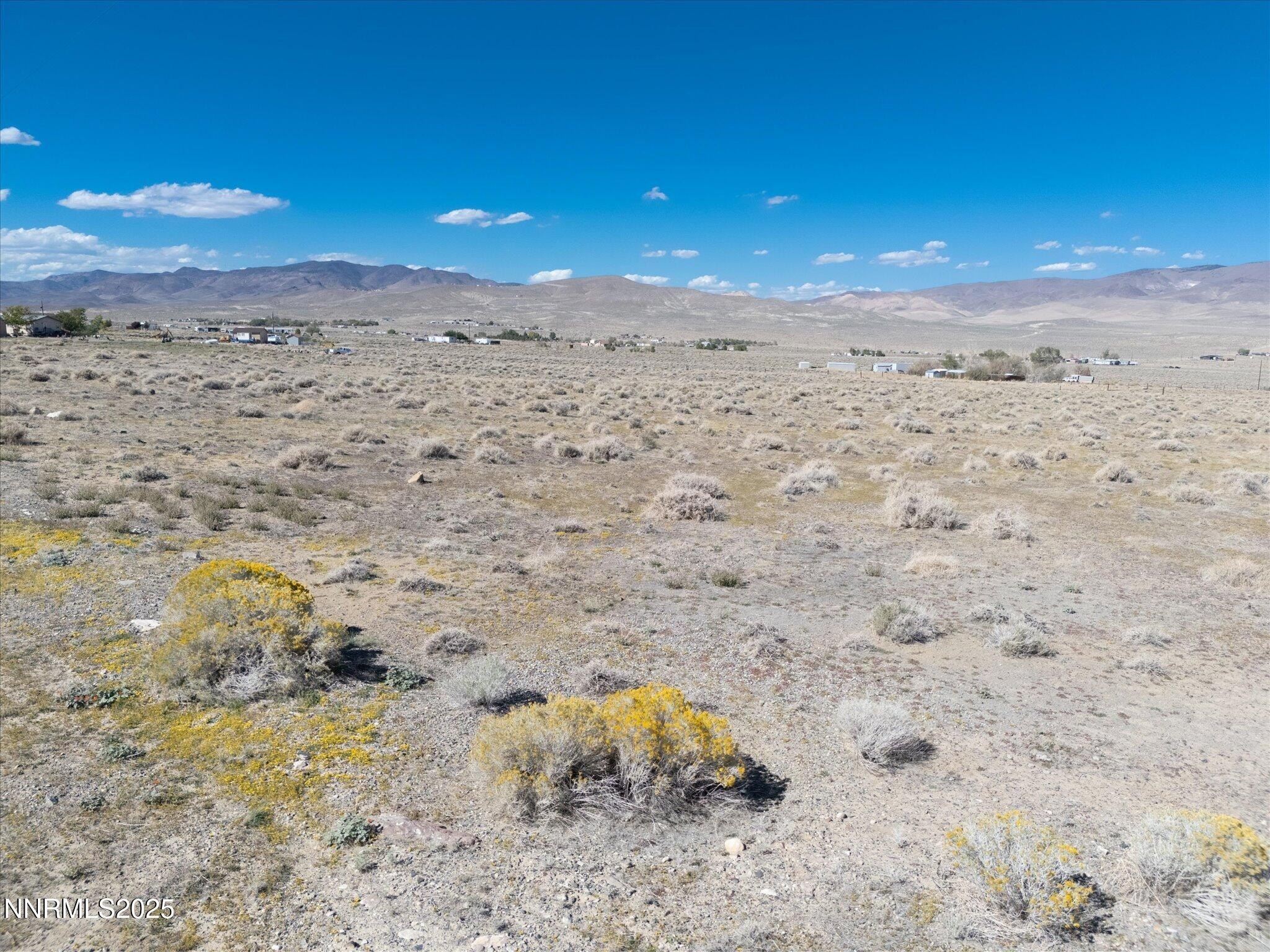 Expansive Land in Silver Springs