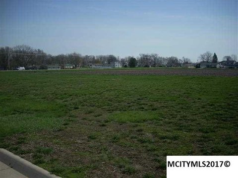 LAND - MASON CITY, IA