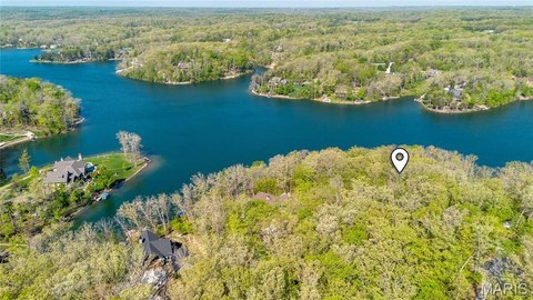 Lakefront Residential Homesite