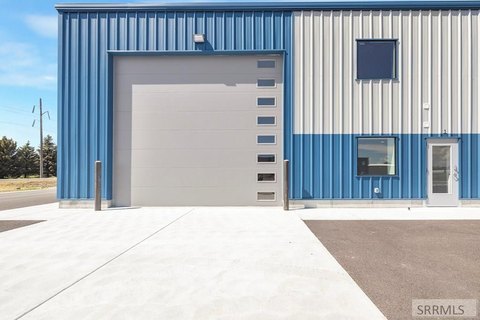 Rigby Commercial Space with Power