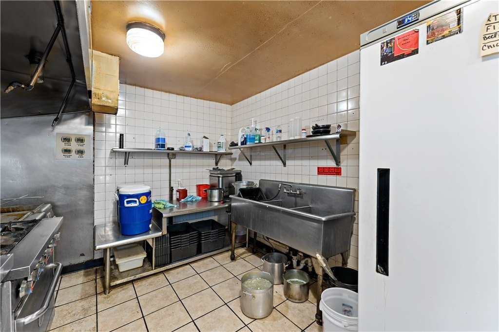 Picture 9