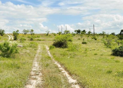 Hilltop Acreage in Gated Development