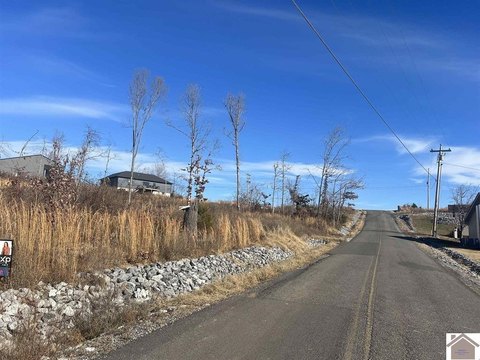 Large Multi-Lot Residential Development Land